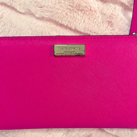 Kate Spade New York Hot Pink Saffiano Leather Snap Bifold Wallet (GUC) - Picture 3 of 12